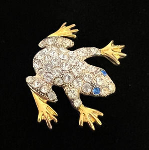 VTG 1998 Plainville Stock Co PSCO Brooch Frog Gold Tone Clear Blue Rhinestones